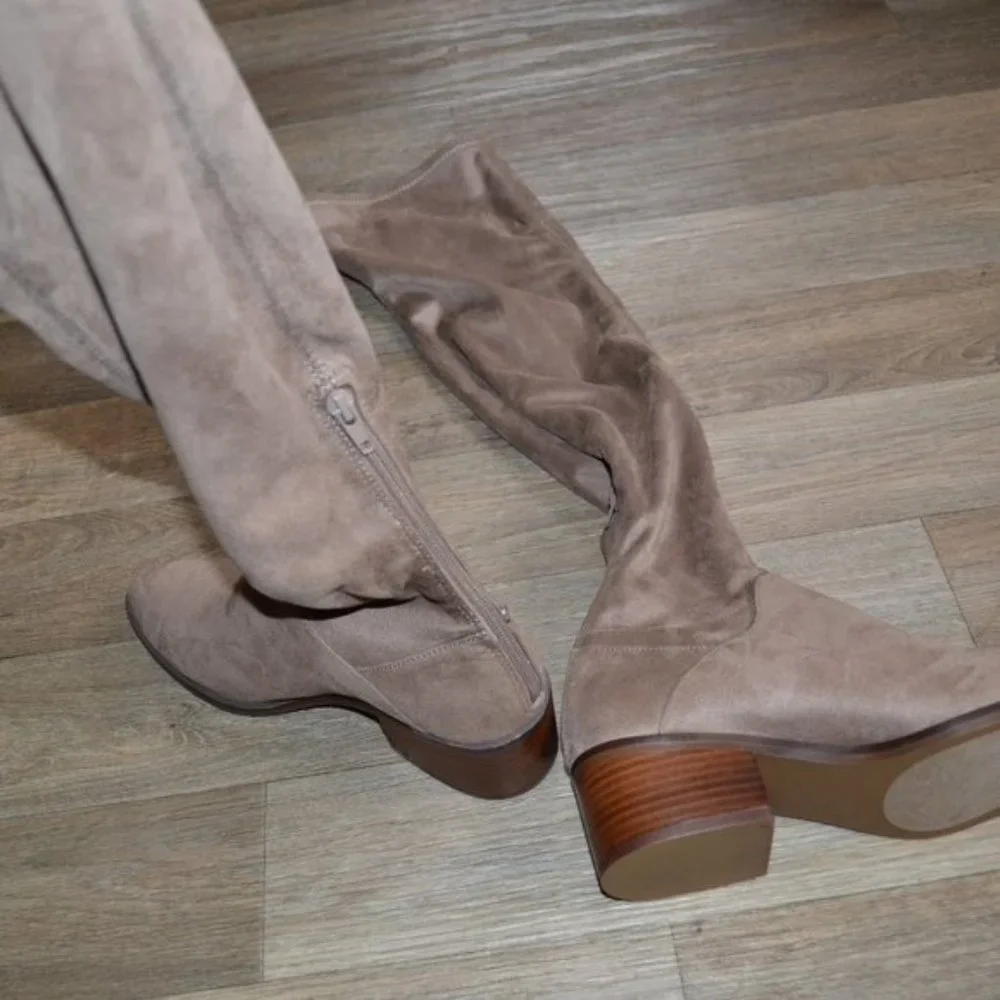 NWT Steve Madden Women's Garen Over The Knee Taupe Tan Suede Boot Size 7